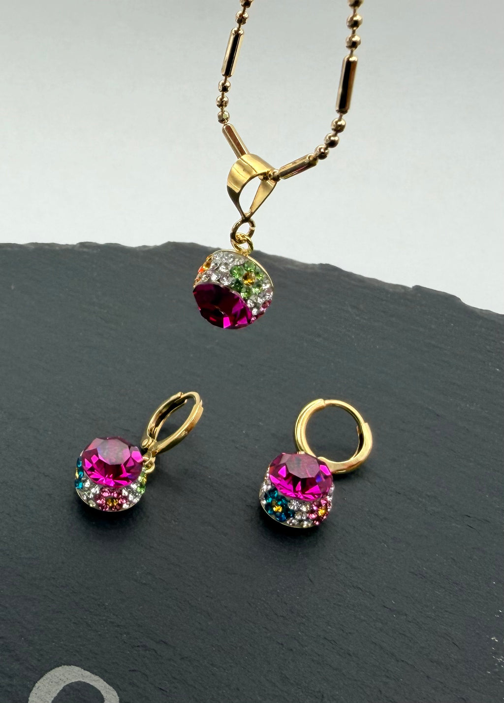 Sparkle Drop Earrings and Pendant Fuchsia/White Mosaic