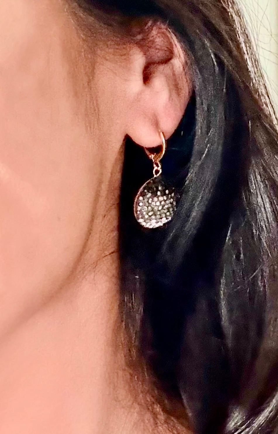 Onix Gradient Crystal Drop Earrings