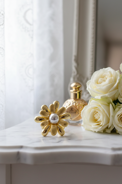 Gold Flower Pearl Ring - Marble Vanity